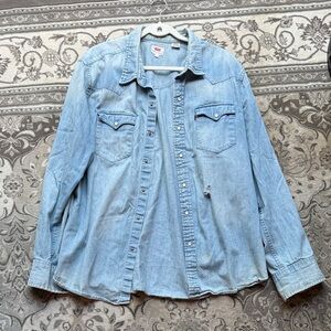 Levi's Light Blue Casual Button Down Shirt